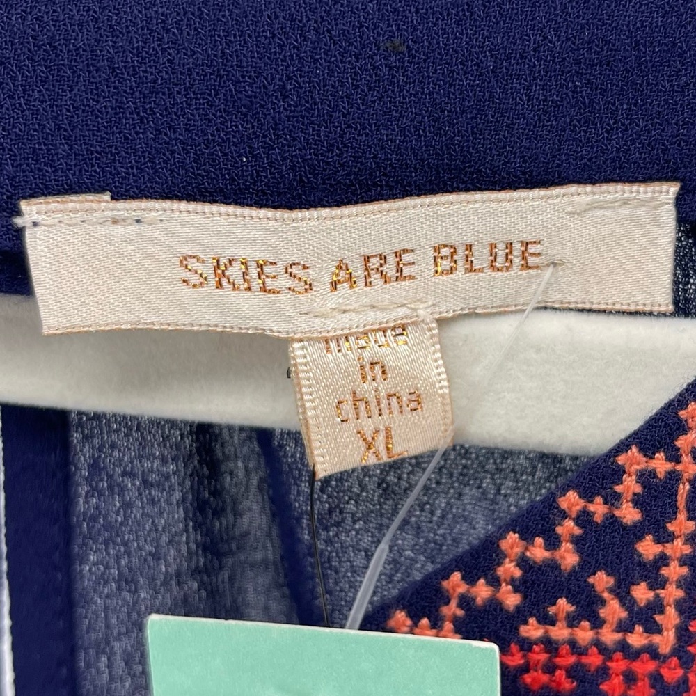 NWT Skies Are Blue Clearwater Embroidered Tank Top, Stitch Fix, Women's XL - Picture 6 of 8